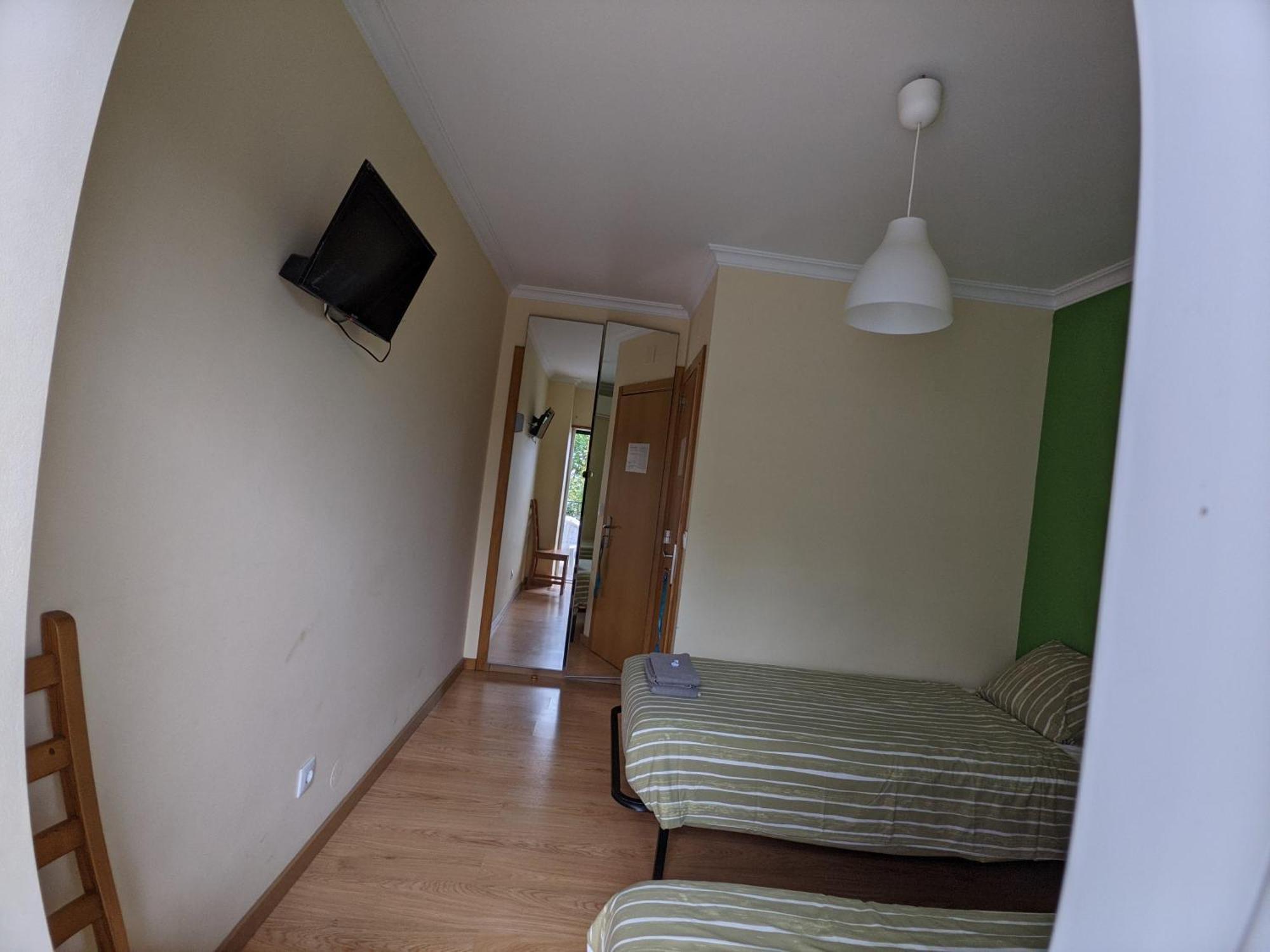 Residencial Marialva Park Hotel Corroios Kültér fotó