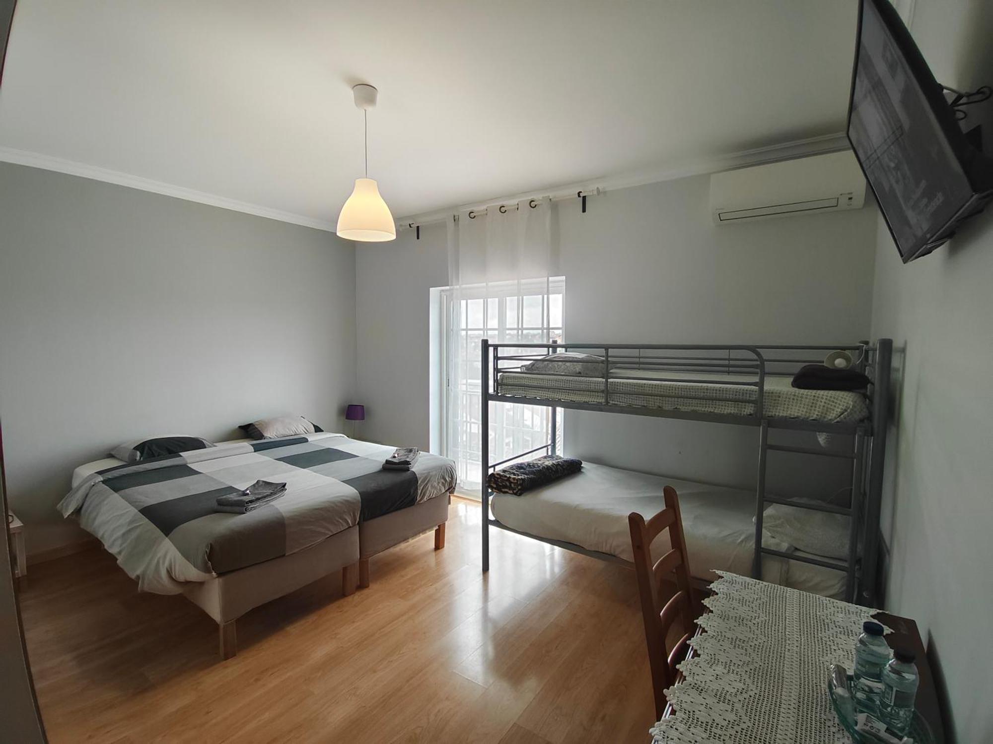 Residencial Marialva Park Hotel Corroios Kültér fotó