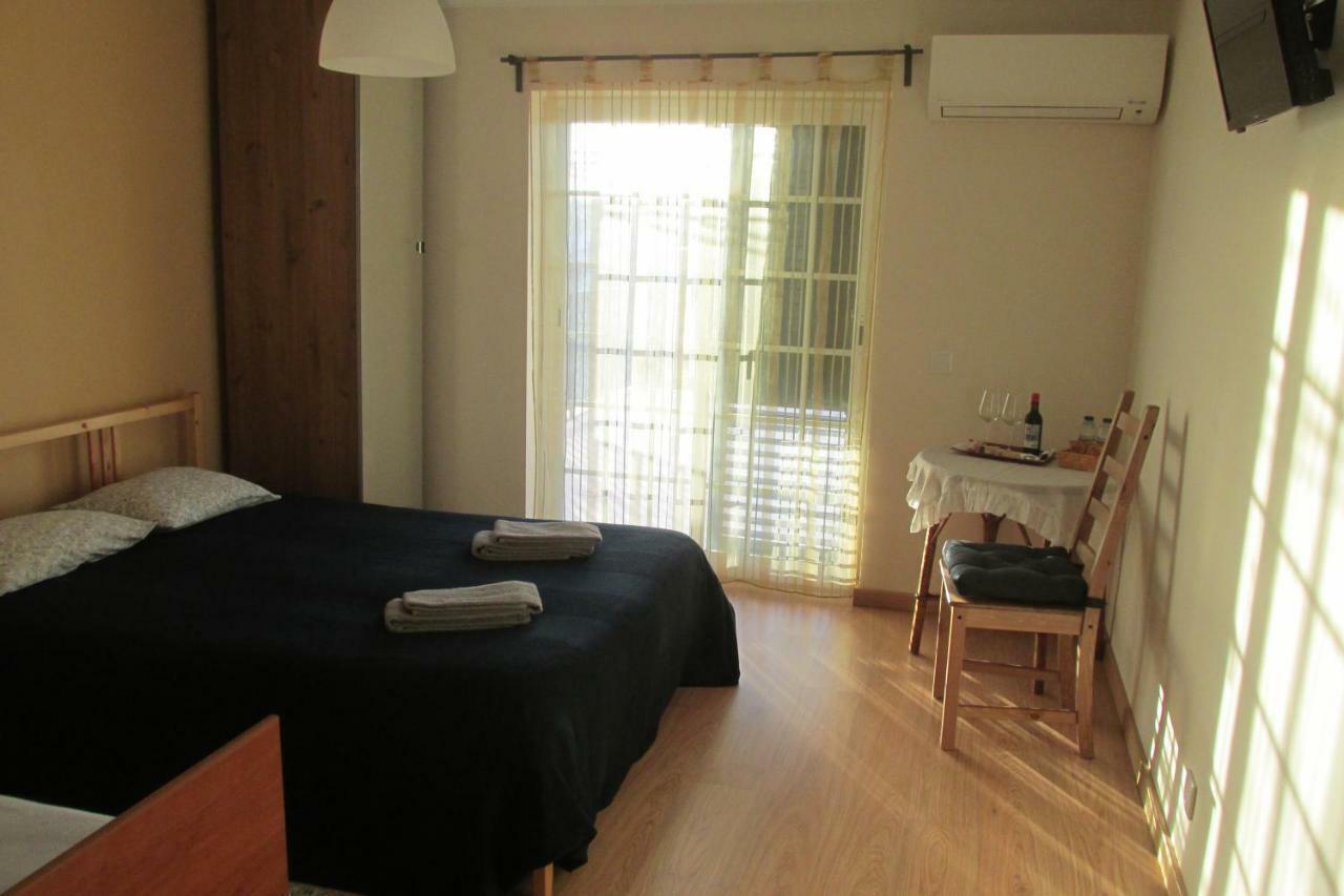 Residencial Marialva Park Hotel Corroios Kültér fotó